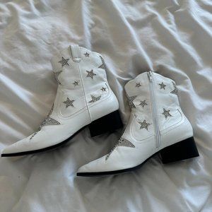 Betsey Johnson Women's Edison Western Boot